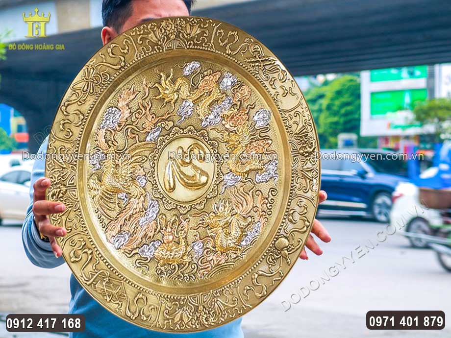 H&igrave;nh ảnh nh&igrave;n nghi&ecirc;ng của vật phẩm